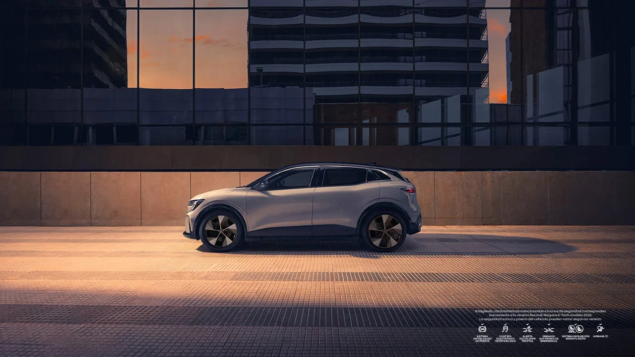 renault-megane-e-tech-exterior-carrusel-2